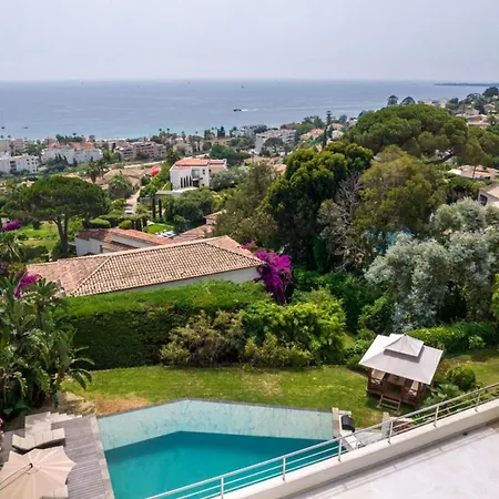 Stunning With Sea View In Vallauris