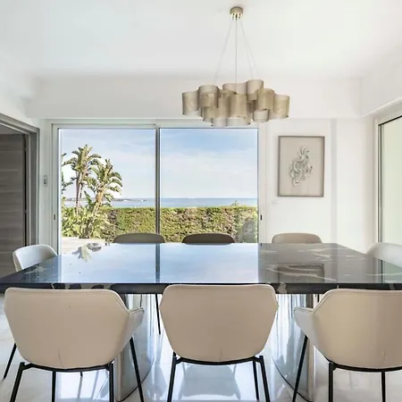 Villa Stunning With Sea View In Vallauris Golfe-Juan
