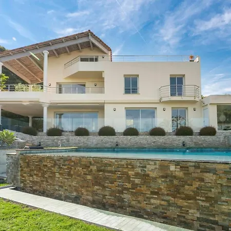 Villa Stunning With Sea View In Vallauris Golfe-Juan